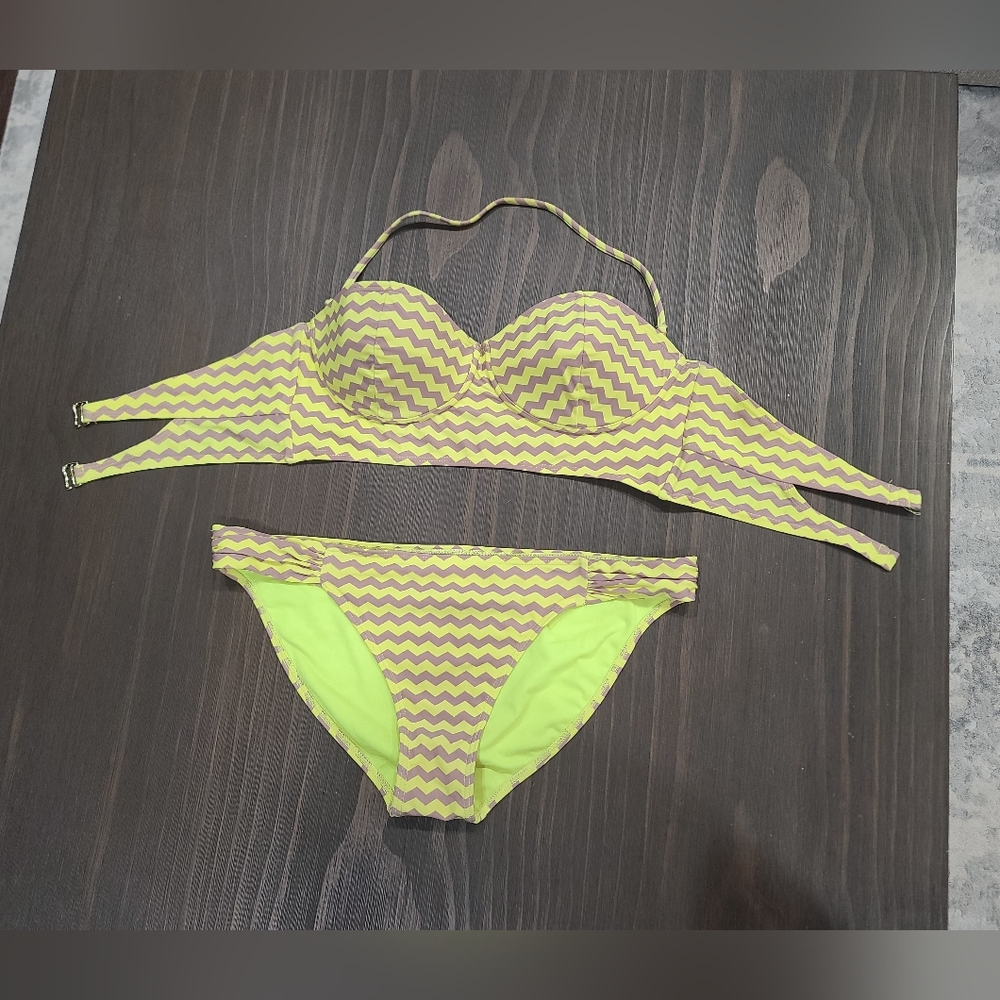Xhilaration Zigzag Bikini Set - Lime and Lavender